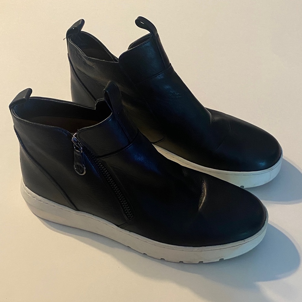 Vionic Black Ankle Boots with White Soles